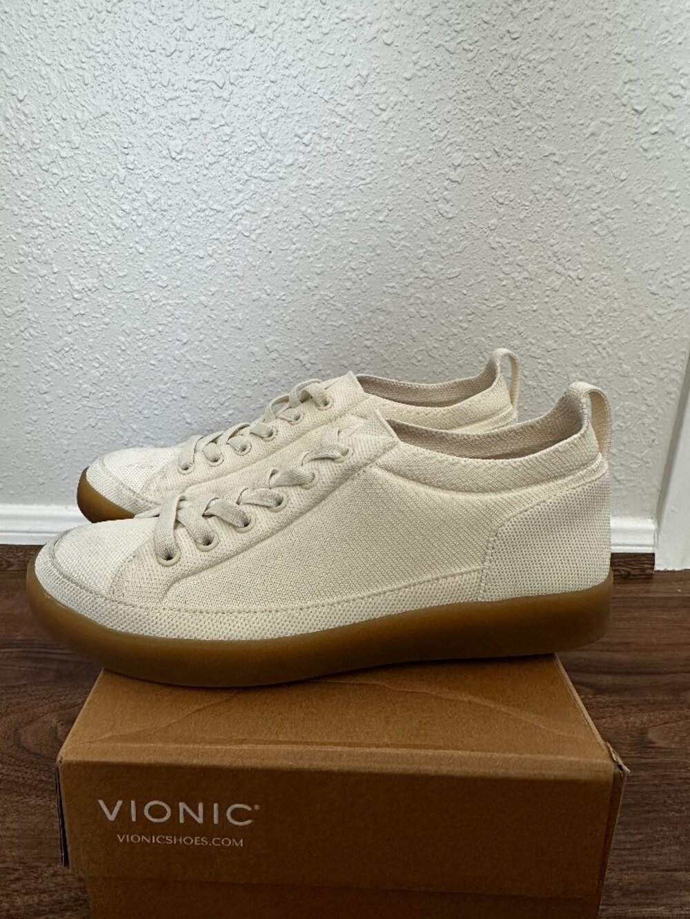 Vionic Women's Winny Knit Sneaker